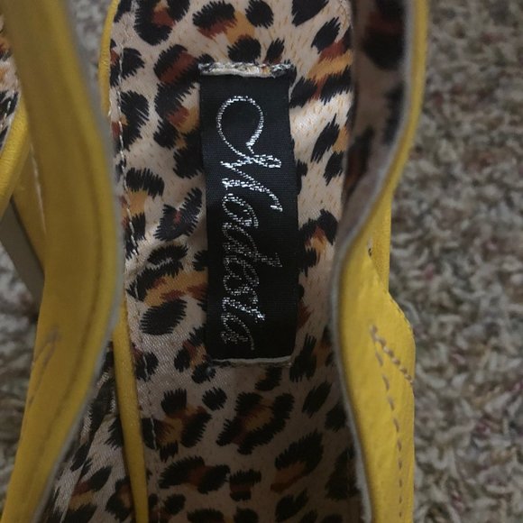 Yellow Strapback Summer Sandals - Picture 4 of 5